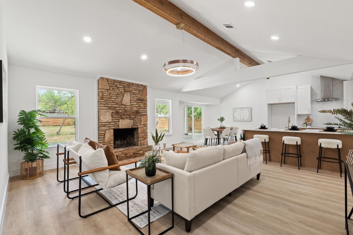 Property Photo: 14806 Parco Path TX 78660