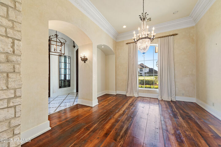Property Photo:  320 Turtledove Trail  LA 70508 