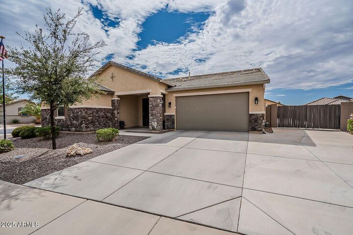 Property Photo:  40571 W Hopper Drive  AZ 85138 