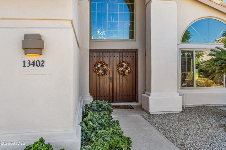 Property Photo: 13402 S Warpaint Drive AZ 85044