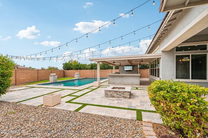 Property Photo: 14591 W Oregon Avenue AZ 85340