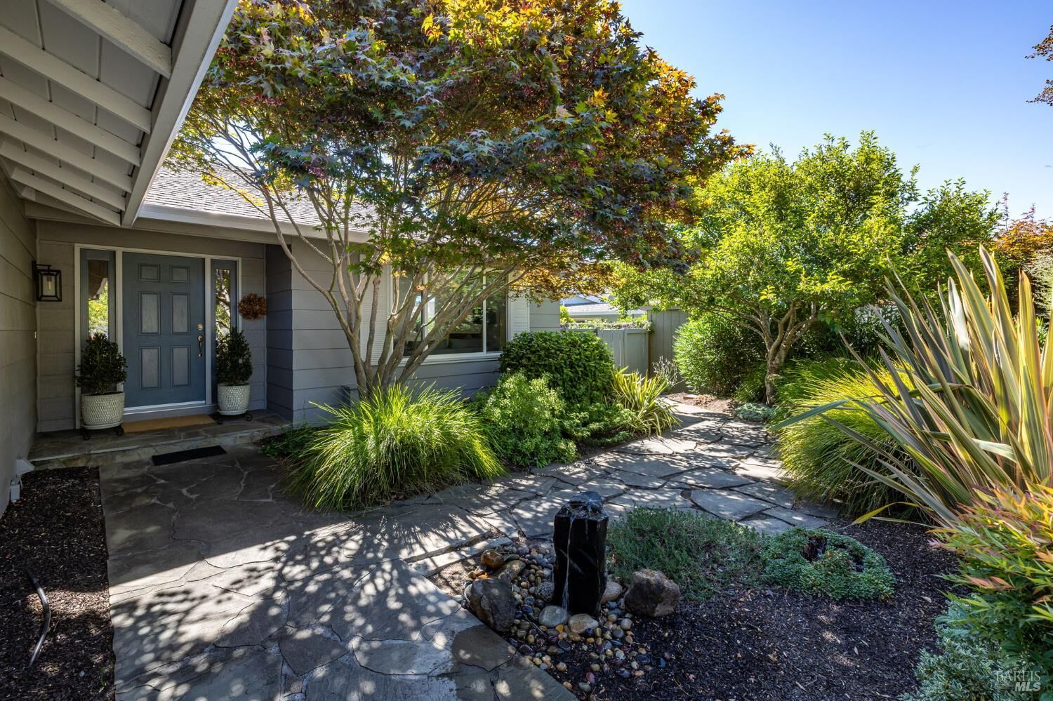 Property Photo:  6 Pin Oak Place  CA 95409