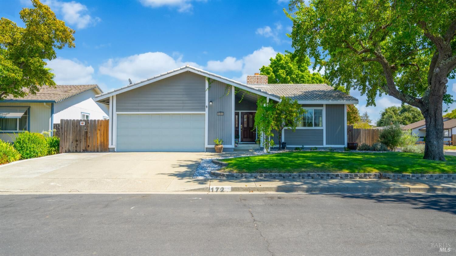 Property Photo: 1726 Markham Court CA 94534
