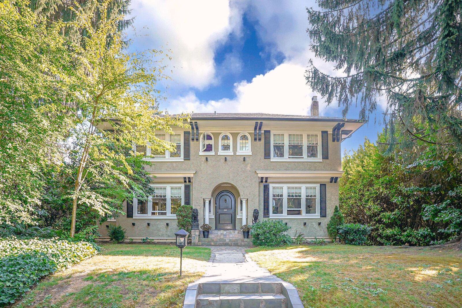 Property Photo: 1564 W 26th Avenue BC V6J 2W9
