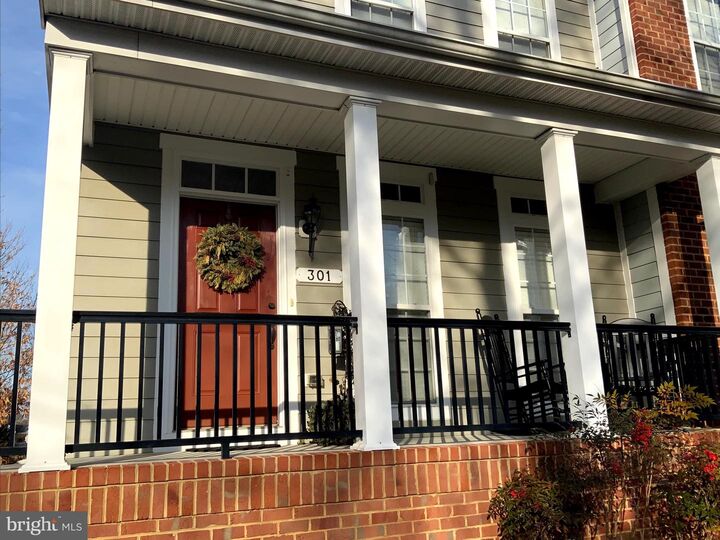 Property Photo:  300 Dixon Street 301  MD 21601 