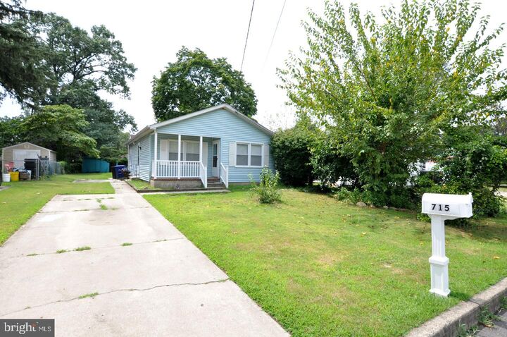 Property Photo: 715 S Read Street NJ 08077