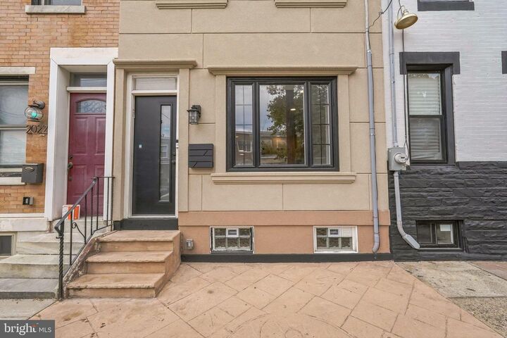 2020 E Cumberland Street  Philadelphia PA 19125 photo