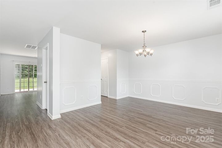 Property Photo: 6511 Eastfield Park Drive NC 28269