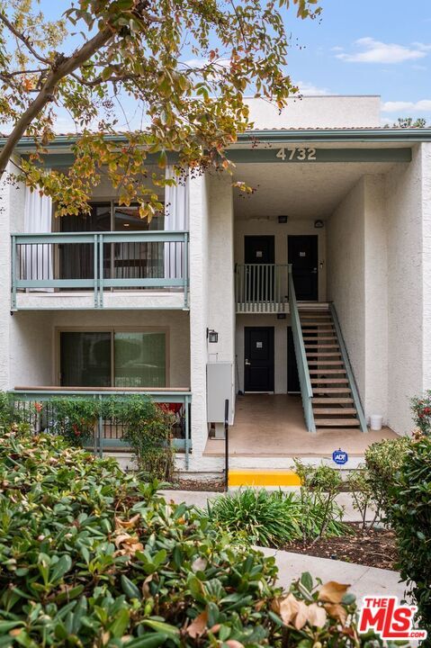 Property Photo: 4732 Park Granada CA 91302