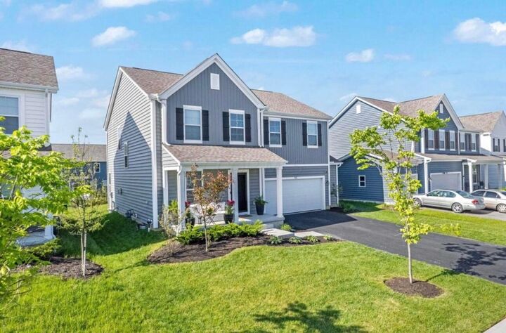 Property Photo: 7181 Fenwick NW Street OH 43147