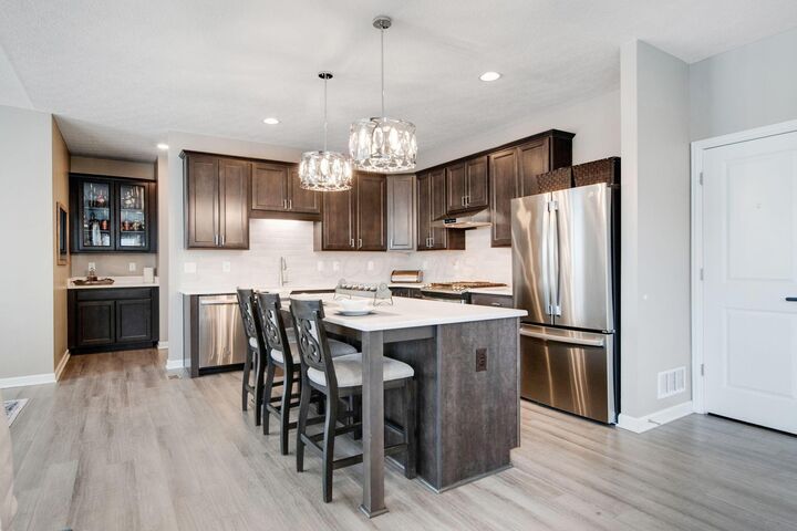 Property Photo: 7181 Fenwick NW Street OH 43147