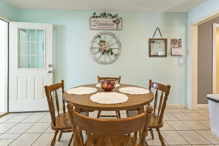 Property Photo:  5324 Forest Drive  FL 32440 