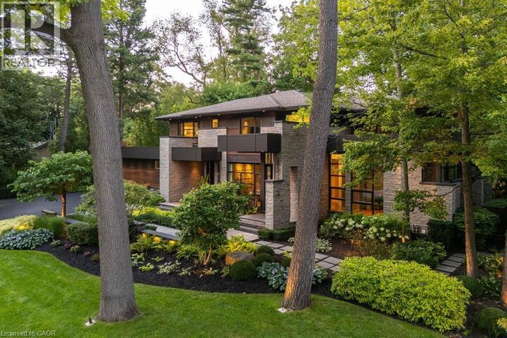 Photo de la propriété: 777 Shadeland Avenue ON L7T 2M2