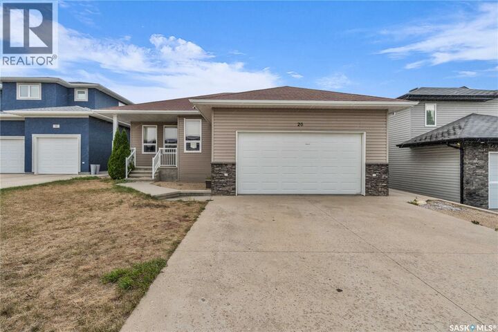26 Berkshire Court  Moose Jaw SK S6K 0A1 photo