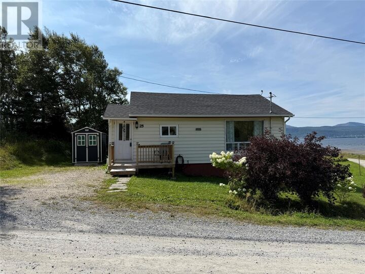25 Pioneer Avenue  Gillams NL A2H 6B9 photo