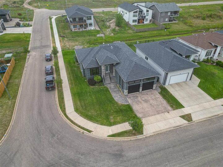 Property Photo:  39 Outback Drive  MB R7C 0C2 