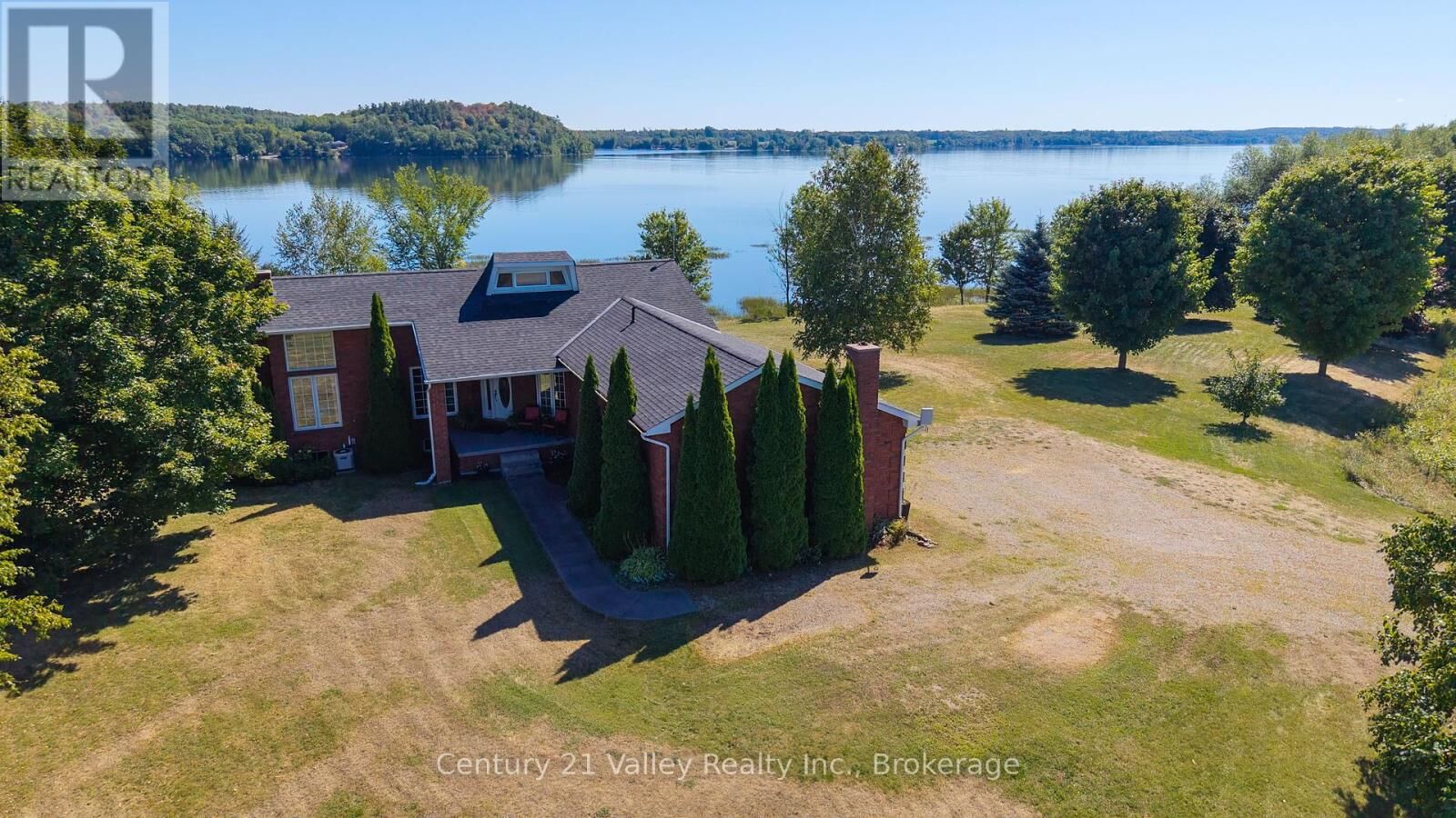 Property Photo:  193 Finnerty Road  ON K0J 1K0 