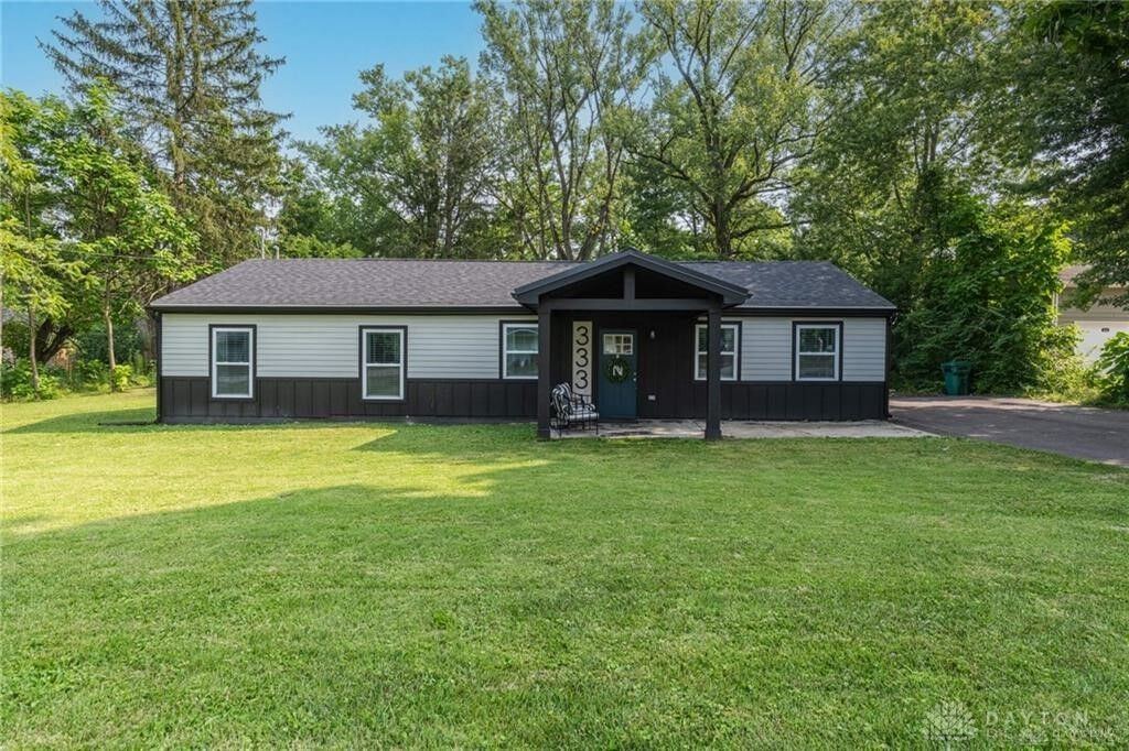 Property Photo:  3331 Home Acres Avenue  OH 45431 