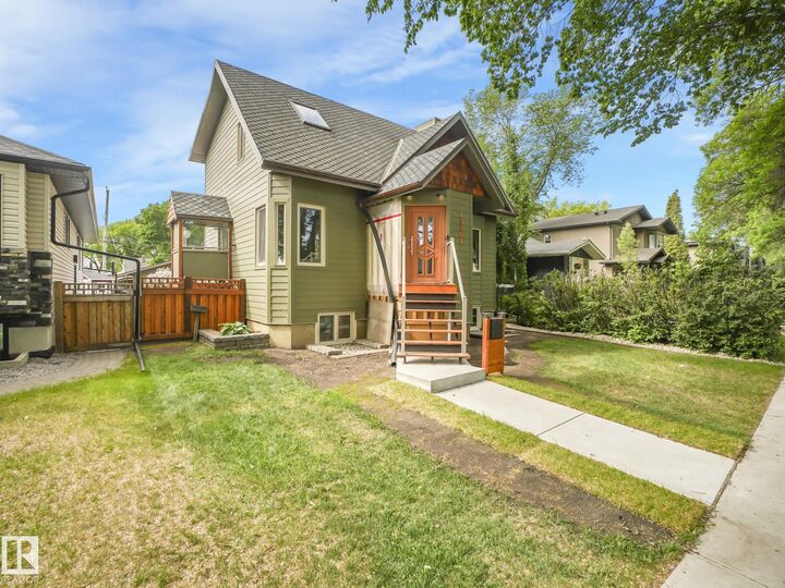 10961 75 Avenue NW  Edmonton AB T6G 0G8 photo