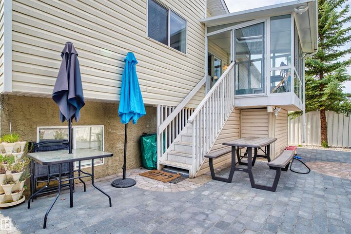 333 Dechene Way NW  Edmonton AB T6M 2M6 photo