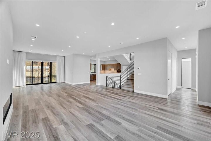 Property Photo: 446 Tranquil Peak Court NV 89012