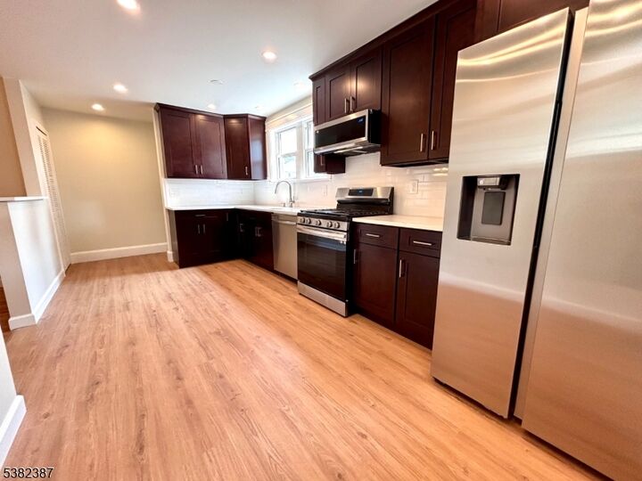 Property Photo: 264 Walters St NJ 07065