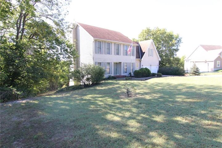 Property Photo: 9125 Hillview Drive KS 66018