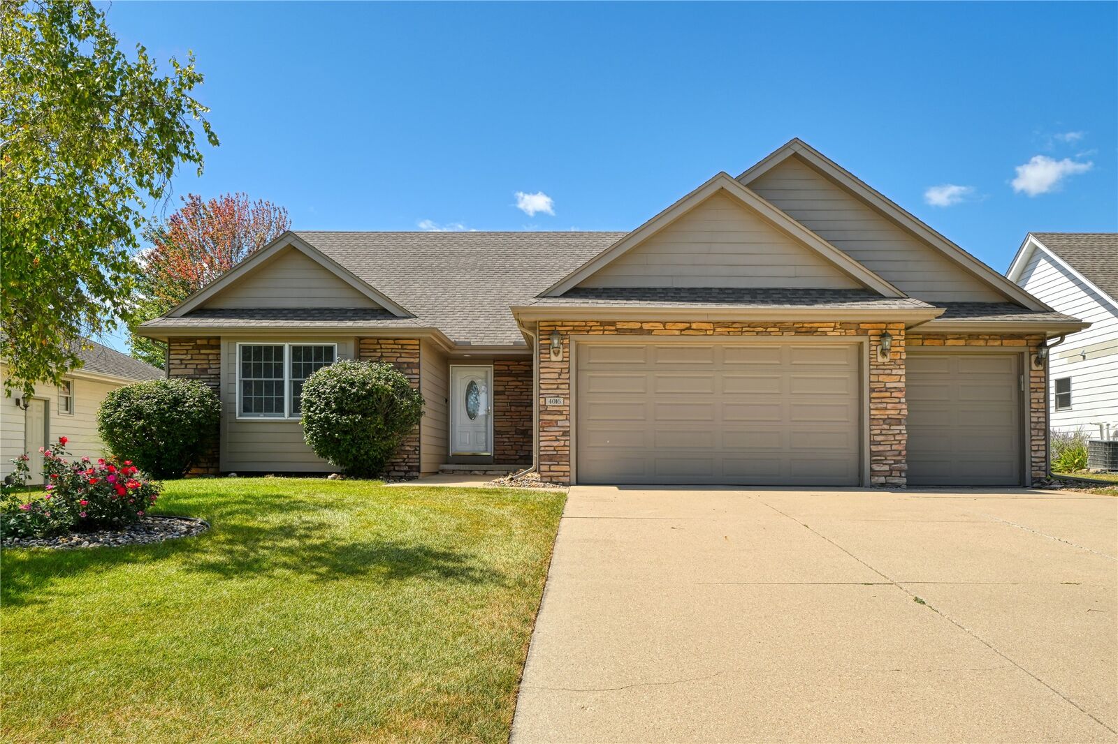 Property Photo:  4016 127th Street  IA 50323 