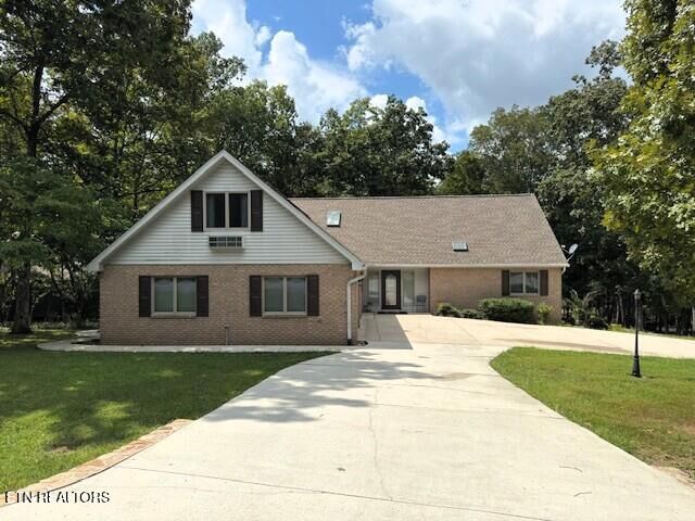 Property Photo:  21 Rolling Green Court  TN 38558 