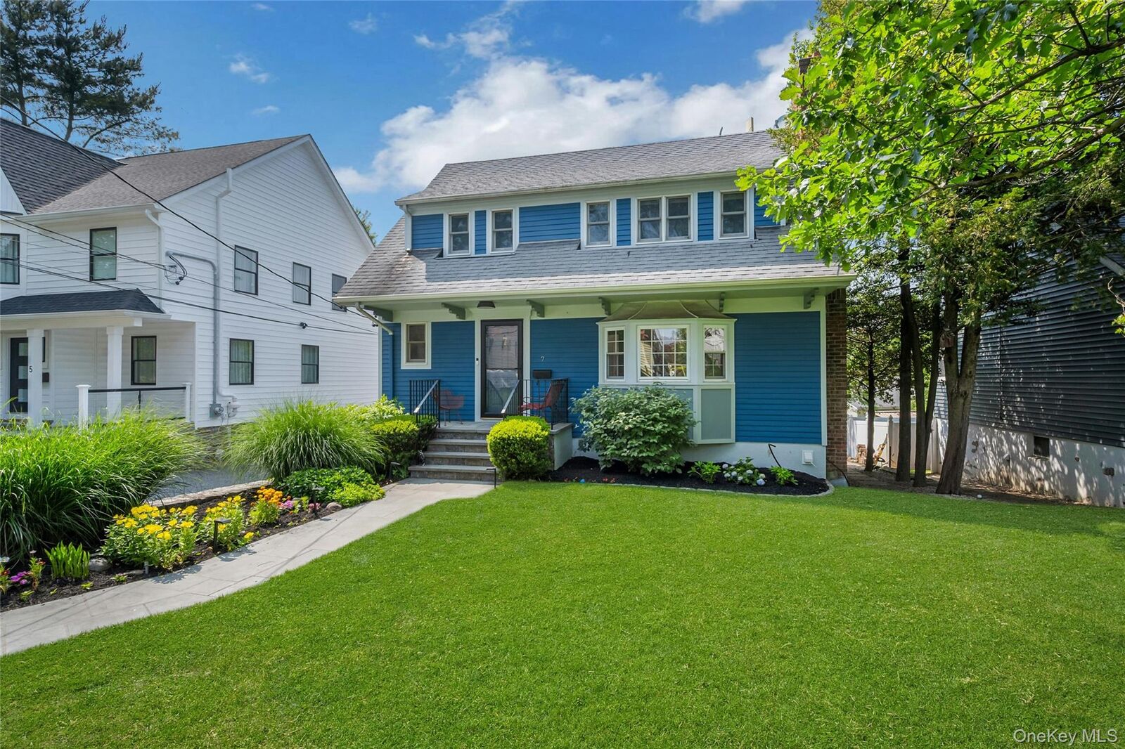 Property Photo:  7 Senate Place  NY 10538 