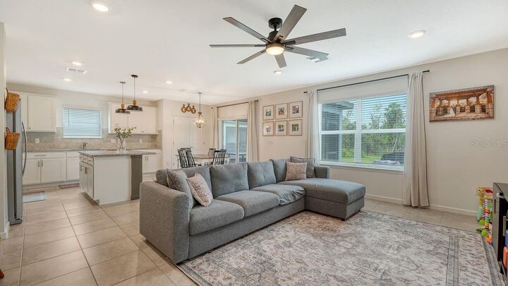 Property Photo: 8221 Reefbay Cove FL 34219