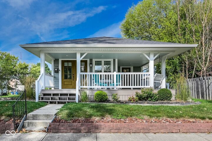 220 1st Avenue SE  Carmel IN 46032 photo
