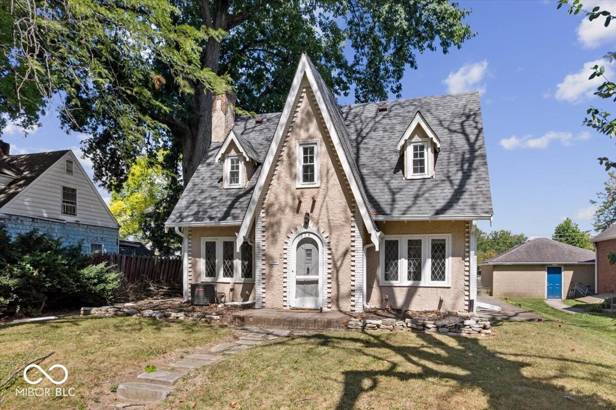 Property Photo: 714 Berkley Road IN 46208