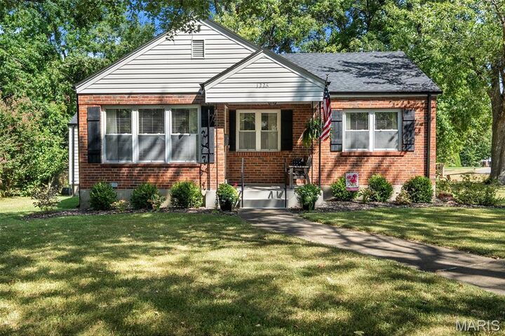 Property Photo: 1226 Pinetree Lane MO 63119