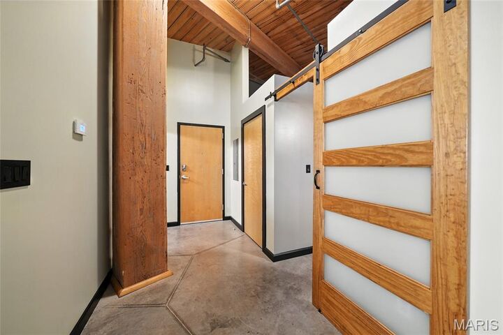 Property Photo:  901 Washington Avenue 305  MO 63101 