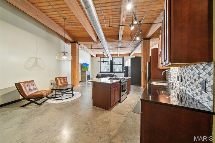 Property Photo: 901 Washington Avenue 305 MO 63101
