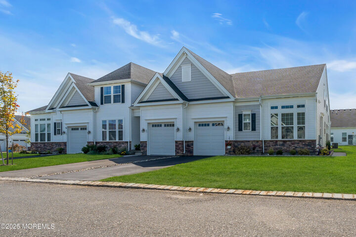 21 Gulfstream Road  New Egypt NJ 08533 photo