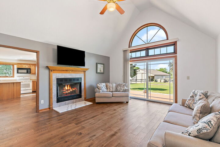 Property Photo: 17707 Il-113 IL 60481