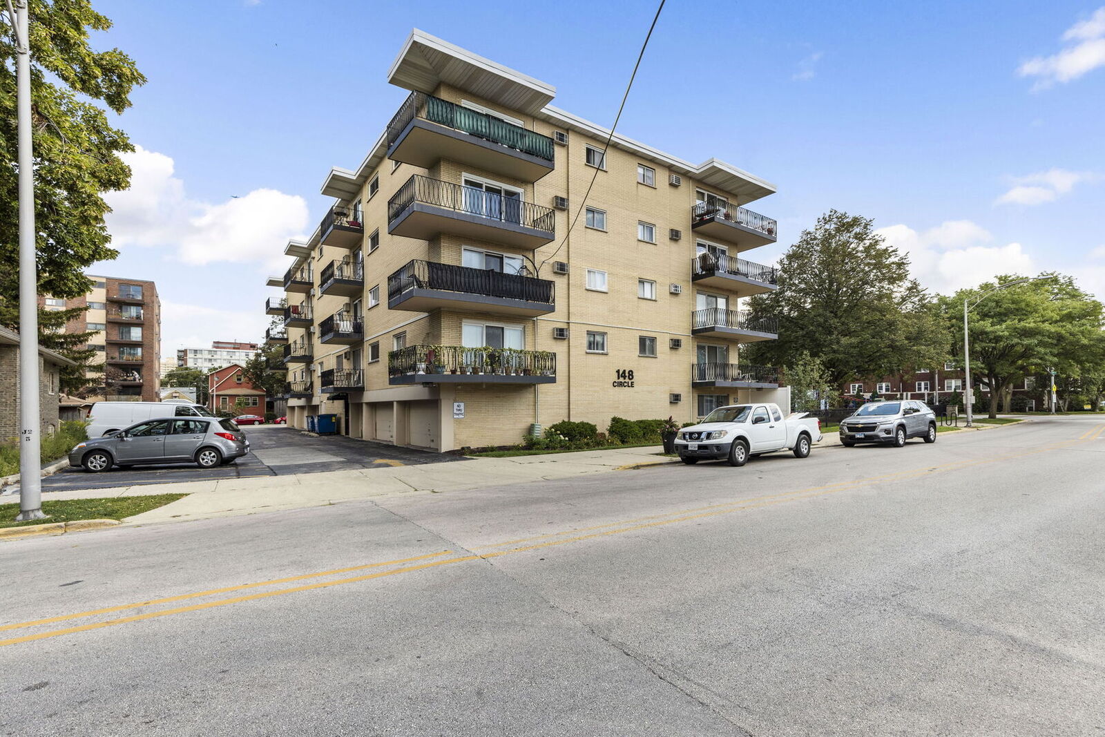 Property Photo:  148 Circle Avenue 401  IL 60130 