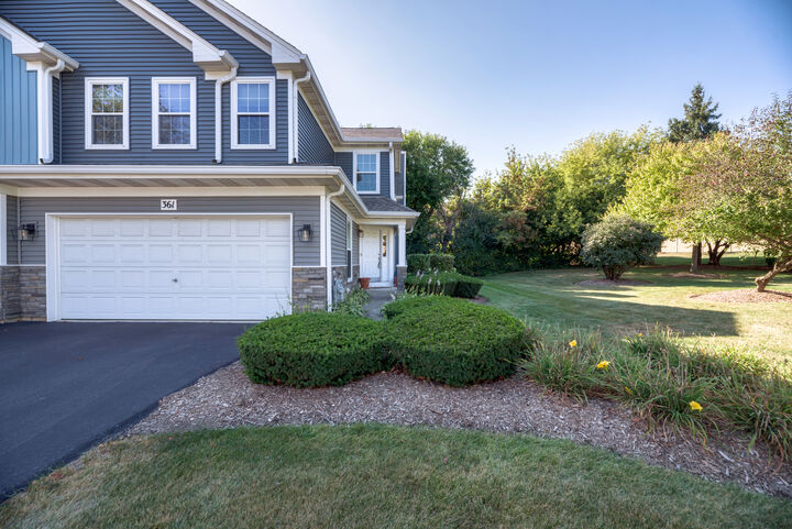 361 W Prairie Circle 361  Itasca IL 60143 photo