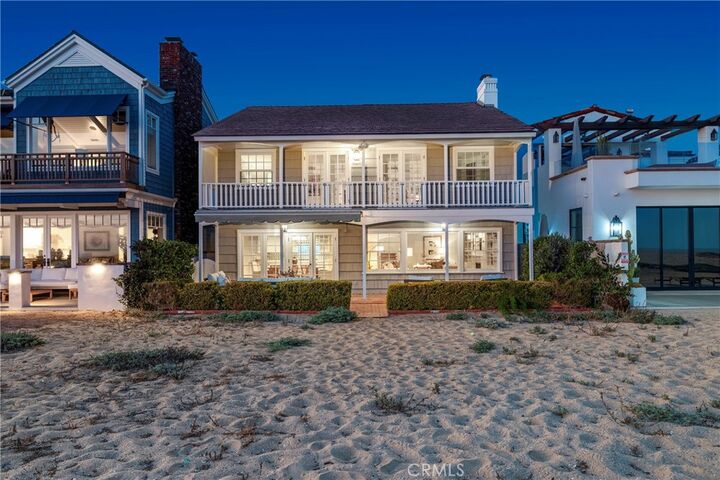 Property Photo: 1516 E Oceanfront CA 92661