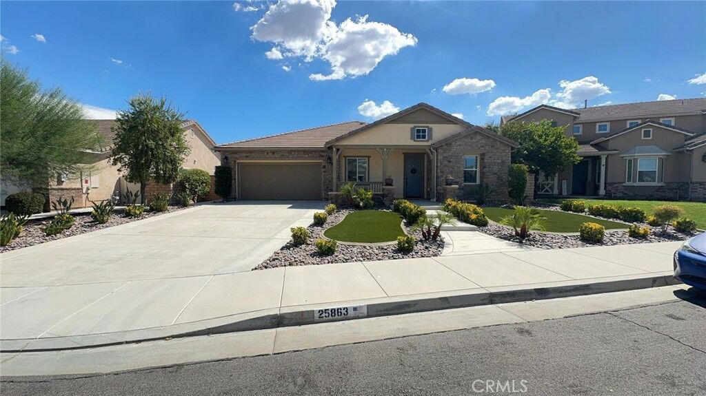 Property Photo: 25863 Prospector CA 92584