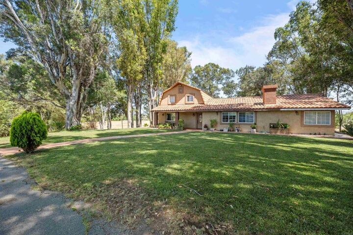 Property Photo:  25450 Hayes Ave  CA 92562 