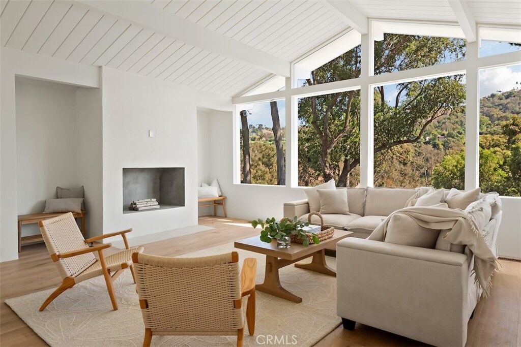 Property Photo:  2709 Via Capay  CA 90274 