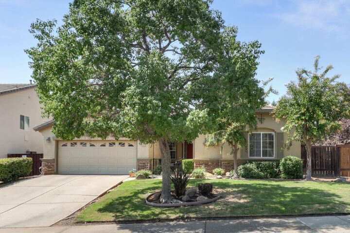 4004 Prairie Falcon Drive  El Dorado Hills CA 95762 photo