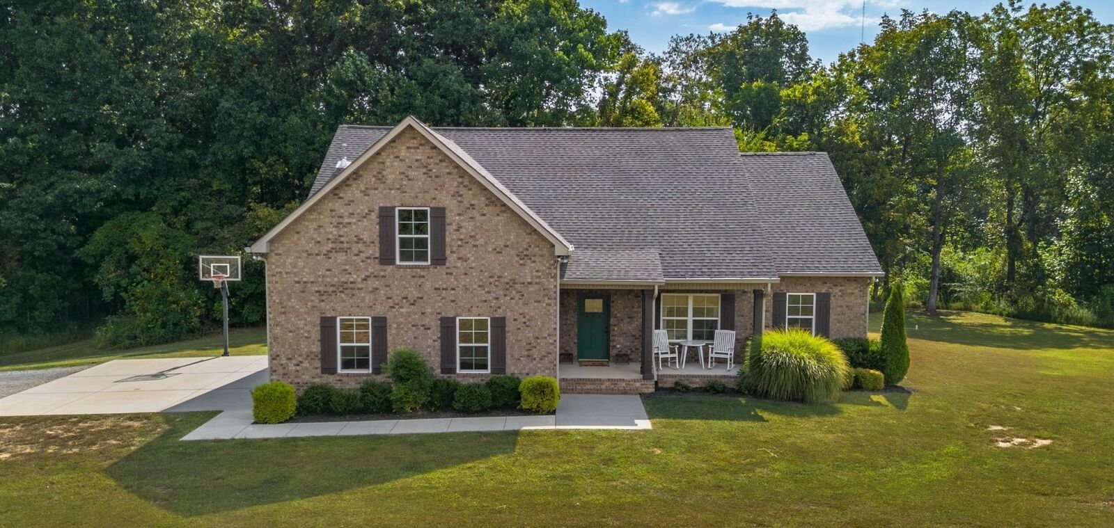 Property Photo:  9611 Cross Plains Rd  TN 37188