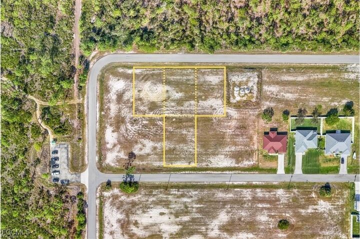 Property Photo: 4410 NW 40th Lane FL 33993