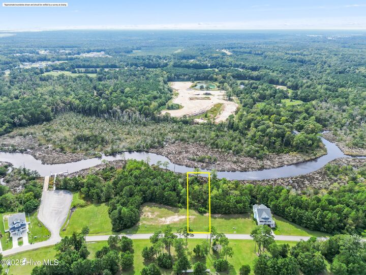 Property Photo:  240 Kings Creek Crossing  NC 28445 