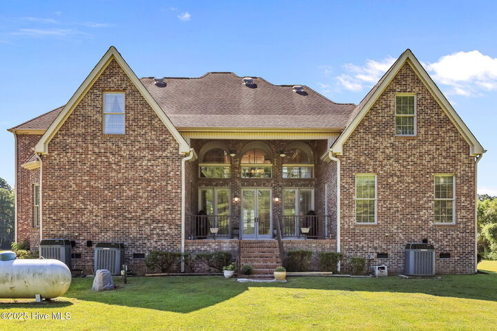 Property Photo: 187 Country Squire Lane NC 28540