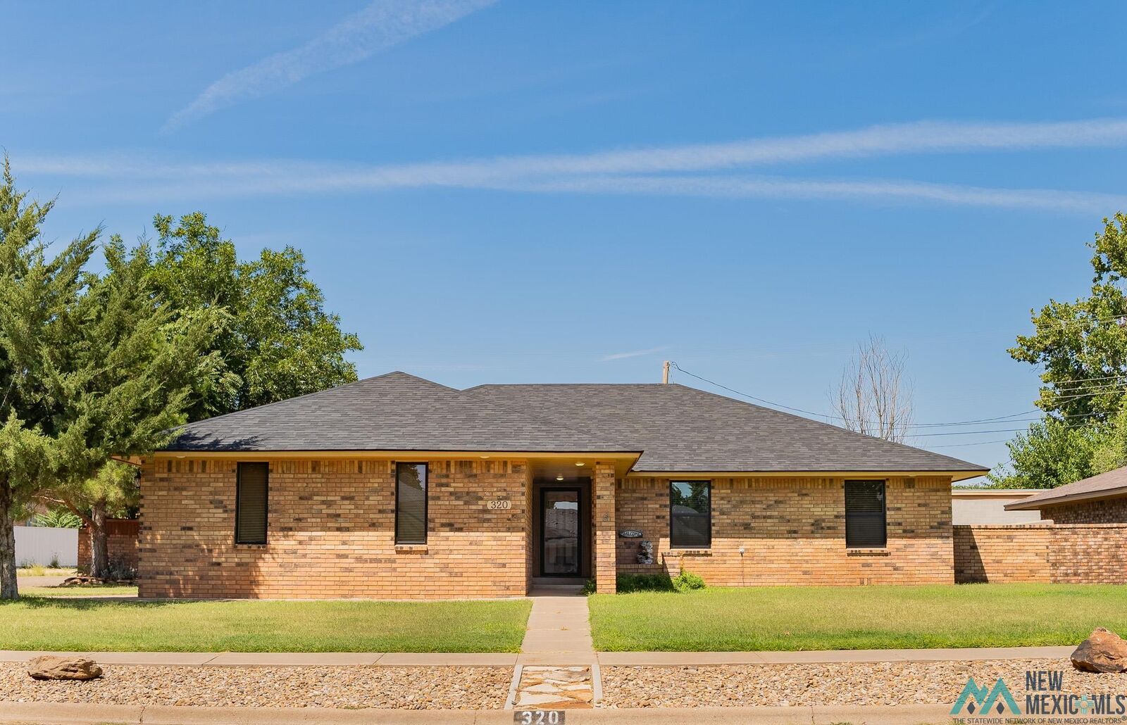 Property Photo: 320 Kathie Drive NM 88101
